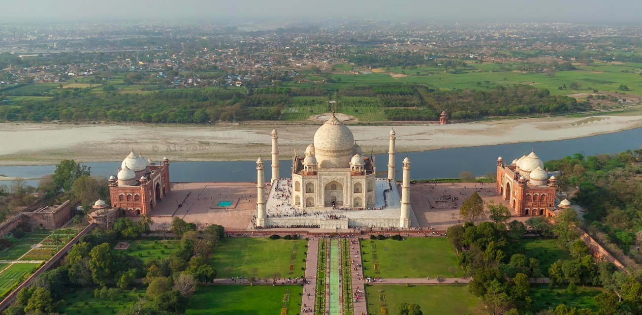 How to Visit the Taj Mahal from Delhi in One Day