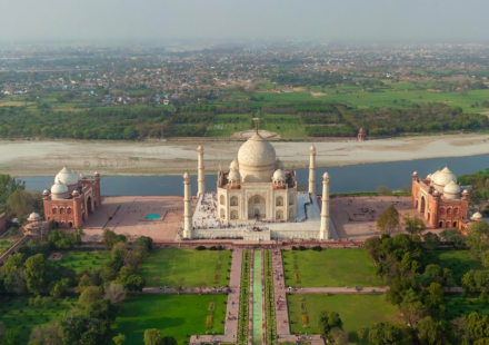 How to Visit the Taj Mahal from Delhi in One Day