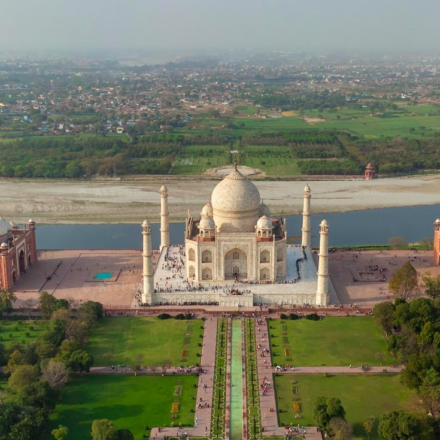 How to Visit the Taj Mahal from Delhi in One Day