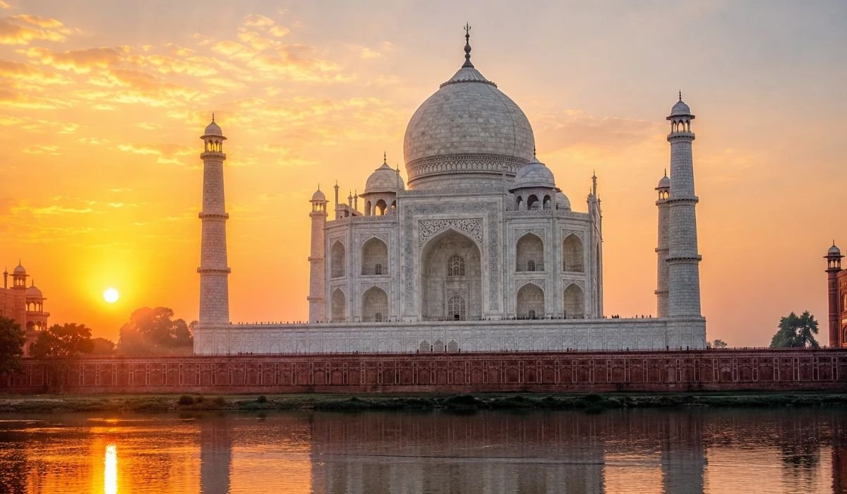 Taj Mahal at sunrise in Agra, India